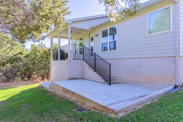 3204 Burnside CIR, Lago Vista, TX 78645