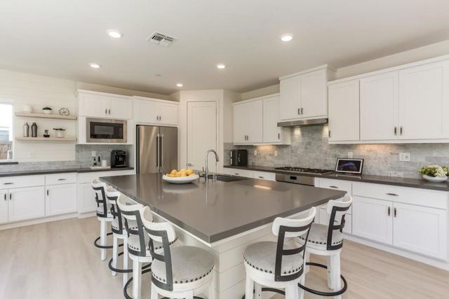 231 Via Encanto, San Ramon, CA 94583