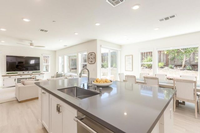 231 Via Encanto, San Ramon, CA 94583