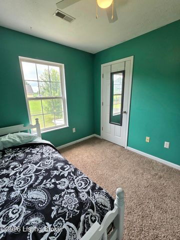 200 Greenleaf Dr, Elizabethtown, KY 42701