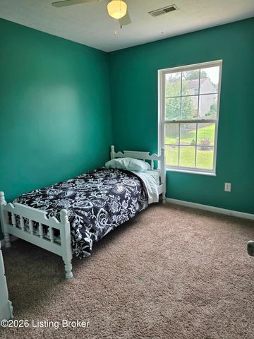 200 Greenleaf Dr, Elizabethtown, KY 42701