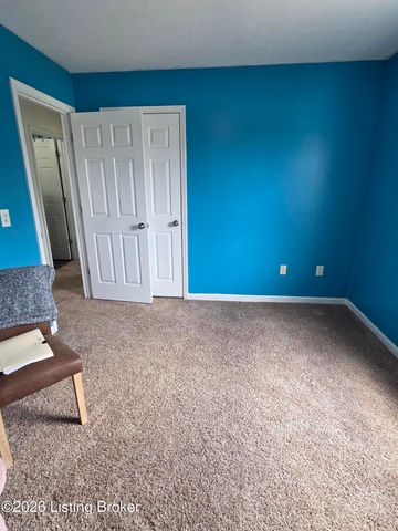 200 Greenleaf Dr, Elizabethtown, KY 42701