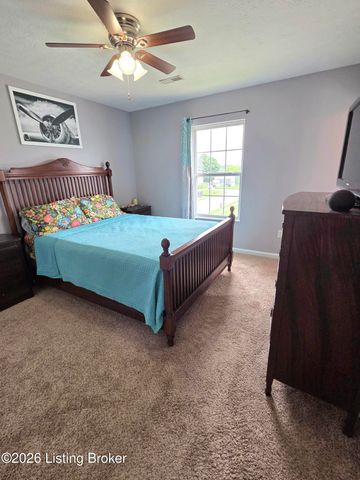 200 Greenleaf Dr, Elizabethtown, KY 42701