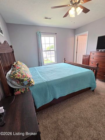 200 Greenleaf Dr, Elizabethtown, KY 42701