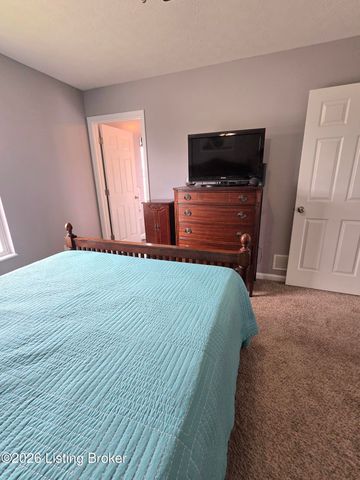 200 Greenleaf Dr, Elizabethtown, KY 42701