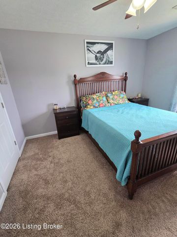 200 Greenleaf Dr, Elizabethtown, KY 42701