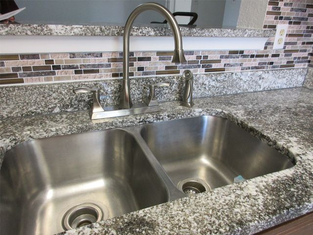 917 Turtle Cove 138, Irving, TX 75060