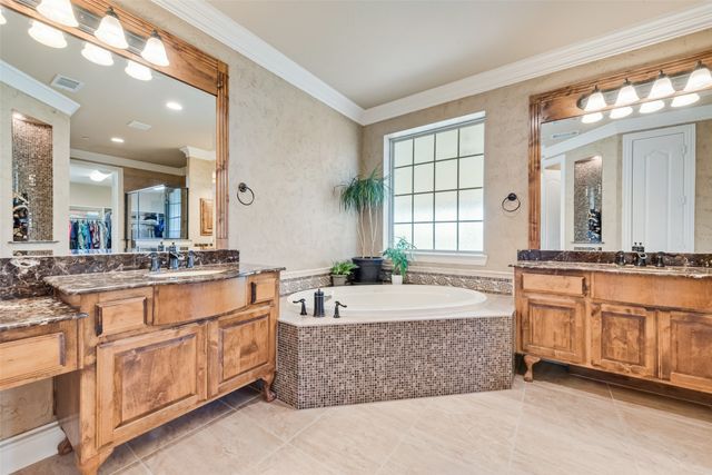 411 Crestfield Court, Sunnyvale, TX 75182