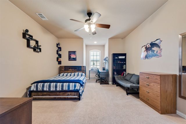 411 Crestfield Court, Sunnyvale, TX 75182