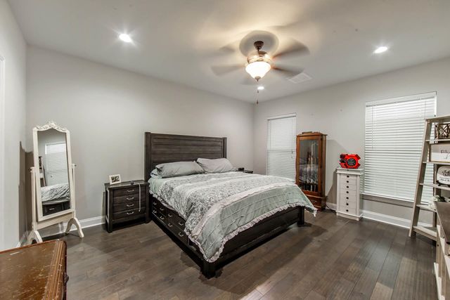 317 Highland Oaks Ave, Gray, LA 70359
