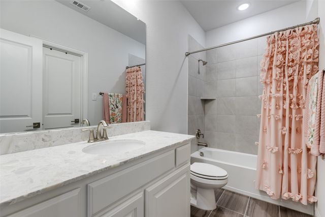 13364 Proud Clairon Street, Frisco, TX 75035