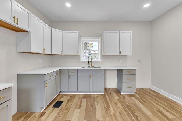 2816 Lafayette Street, St Joseph, MO 64507