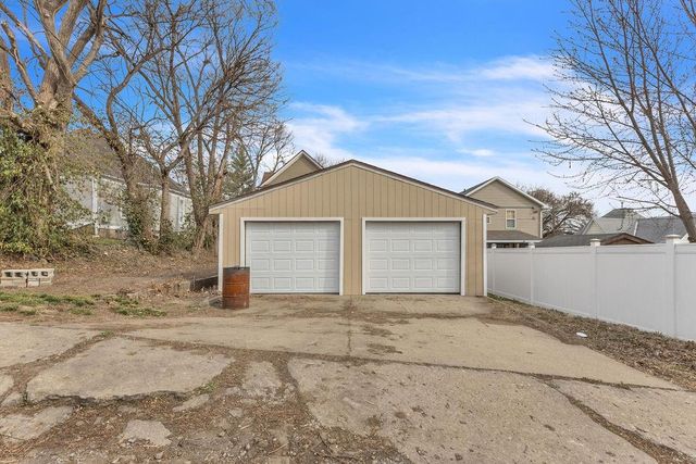 2816 Lafayette Street, St Joseph, MO 64507