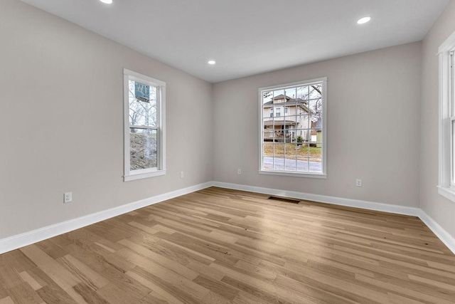 2816 Lafayette Street, St Joseph, MO 64507