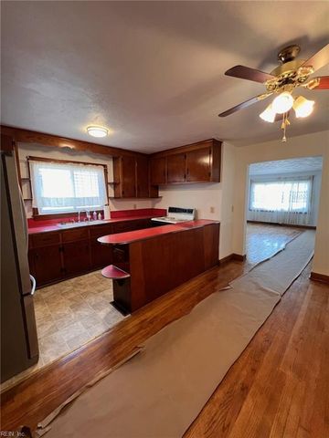 605 Jefferson ST, Suffolk, VA 23434