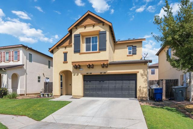 7374 E Giavanna Avenue, Fresno, CA 93737