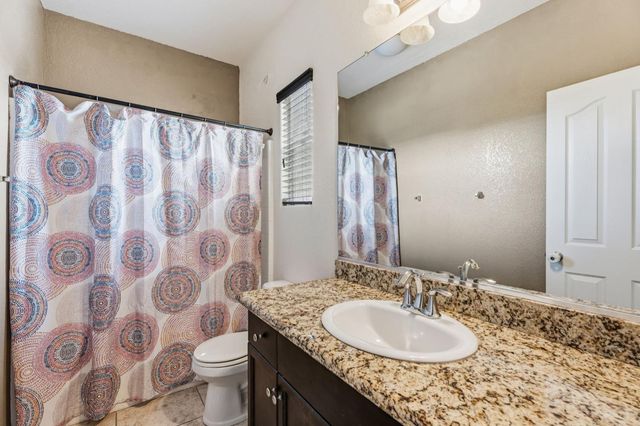 7374 E Giavanna Avenue, Fresno, CA 93737