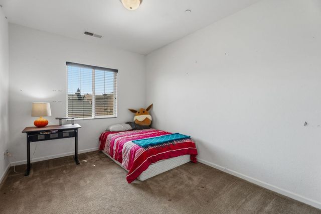 7374 E Giavanna Avenue, Fresno, CA 93737