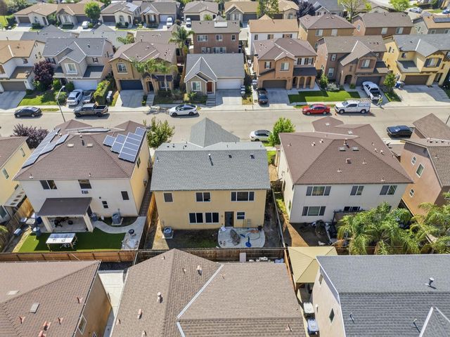 7374 E Giavanna Avenue, Fresno, CA 93737