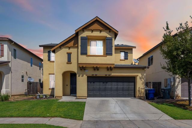 7374 E Giavanna Avenue, Fresno, CA 93737