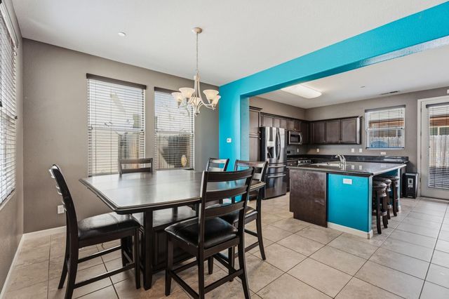 7374 E Giavanna Avenue, Fresno, CA 93737