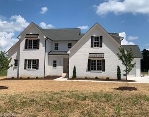 4270 Bridgehead Road, Kernersville, NC 27284