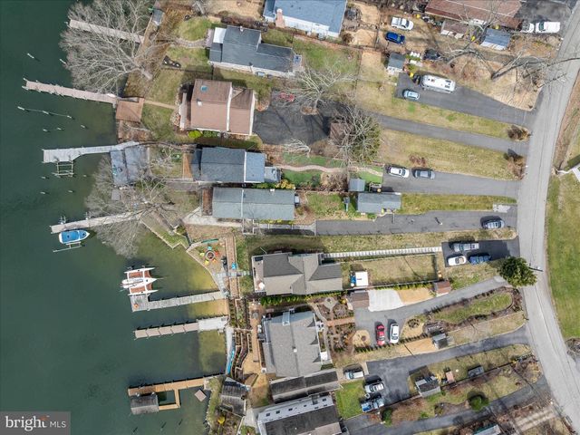 306 RIVERSIDE DR, Pasadena, MD 21122