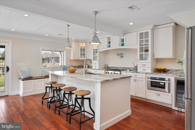 306 RIVERSIDE DR, Pasadena, MD 21122