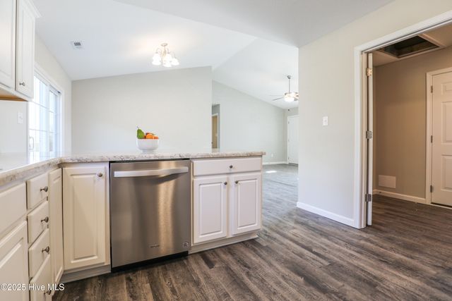 126 Buckskin Drive, Pollocksville, NC 28573