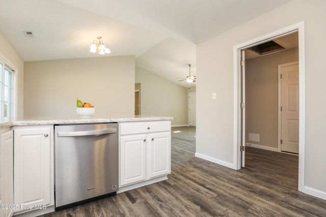 126 Buckskin Drive, Pollocksville, NC 28573