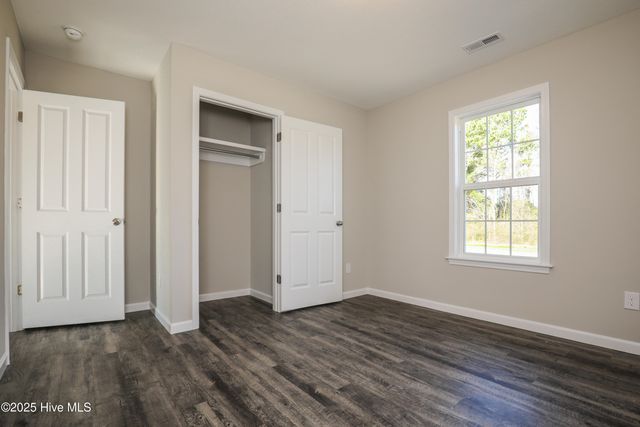 126 Buckskin Drive, Pollocksville, NC 28573