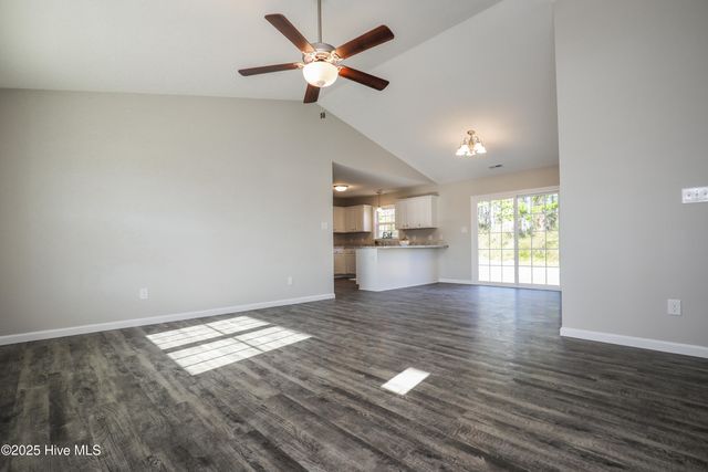 126 Buckskin Drive, Pollocksville, NC 28573