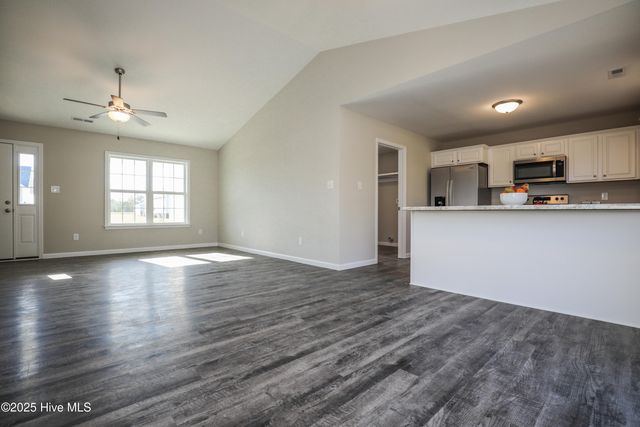 126 Buckskin Drive, Pollocksville, NC 28573