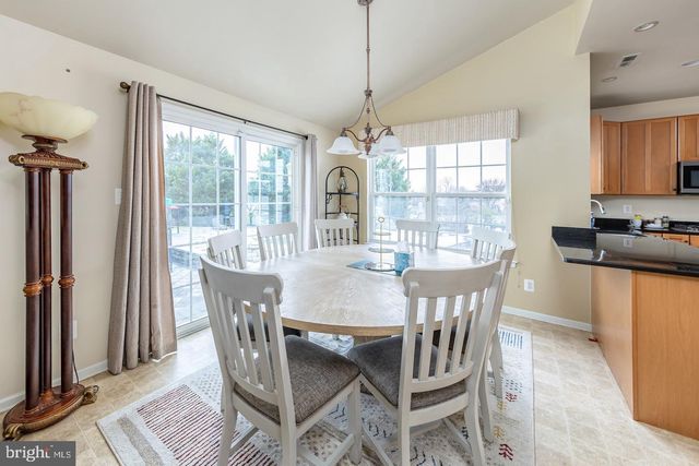 10 MORNING GLORY CIR, Mullica Hill, NJ 08062