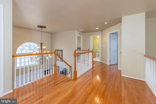 10 MORNING GLORY CIR, Mullica Hill, NJ 08062
