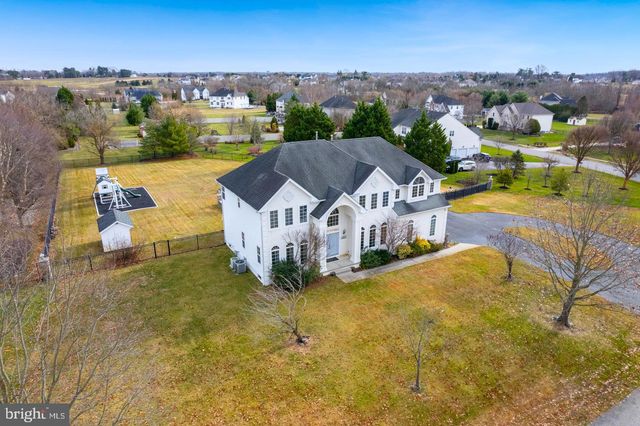 10 MORNING GLORY CIR, Mullica Hill, NJ 08062