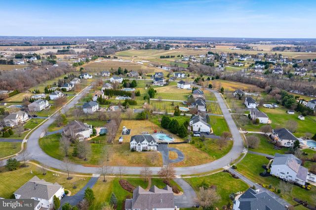 10 MORNING GLORY CIR, Mullica Hill, NJ 08062