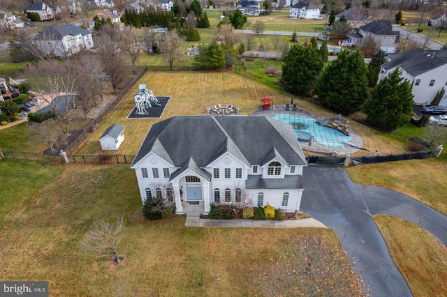 10 MORNING GLORY CIR, Mullica Hill, NJ 08062