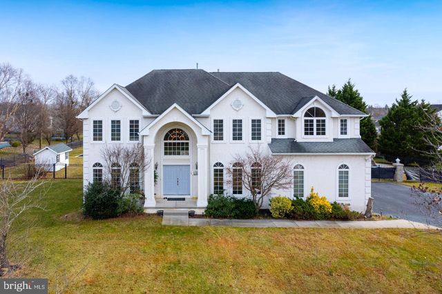 10 MORNING GLORY CIR, Mullica Hill, NJ 08062