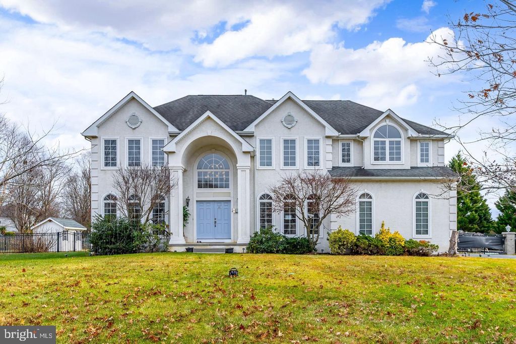 10 MORNING GLORY CIR, Mullica Hill, NJ 08062 — exterior