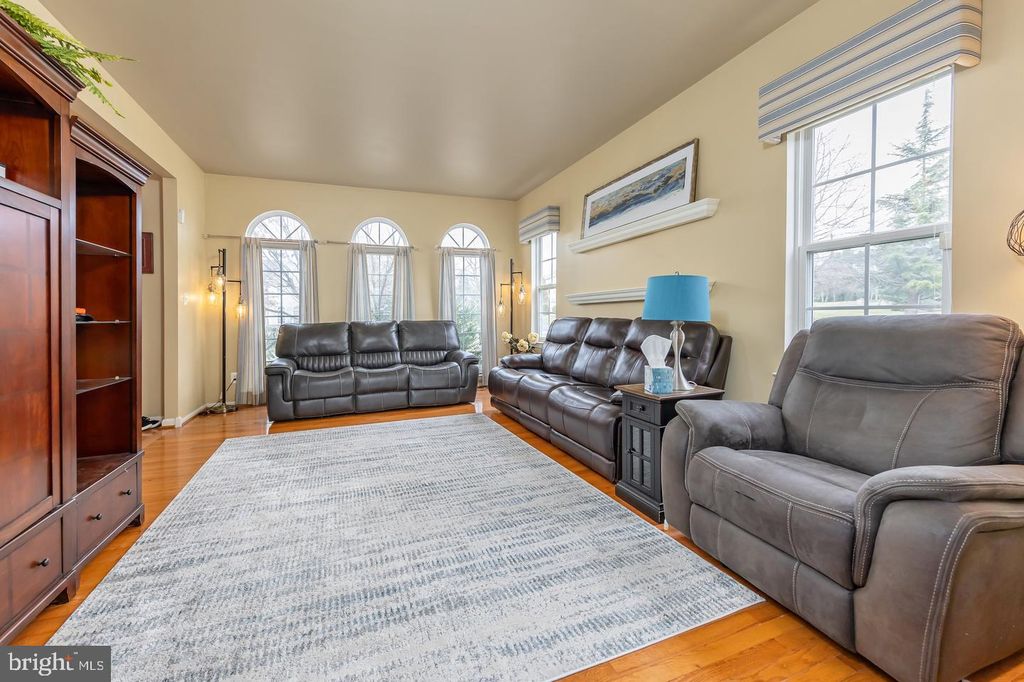 10 MORNING GLORY CIR, Mullica Hill, NJ 08062 — photo 4