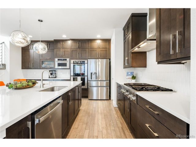 8233 Beekman Pl, Denver, CO 80238