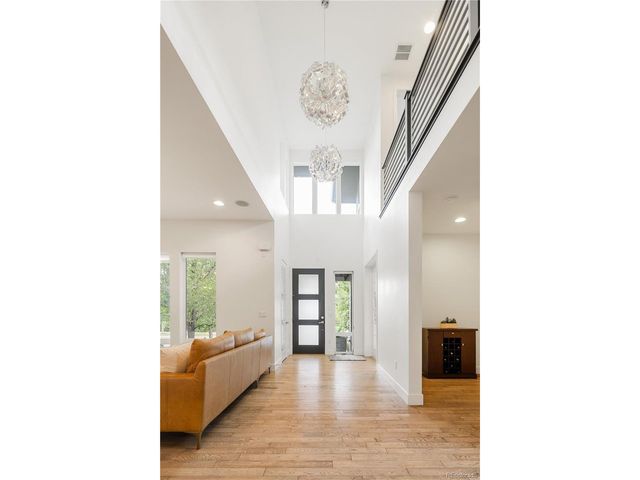8233 Beekman Pl, Denver, CO 80238