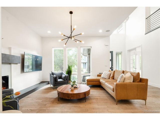 8233 Beekman Pl, Denver, CO 80238