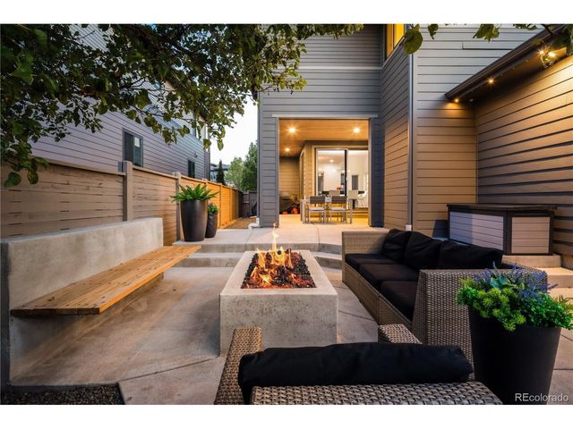 8233 Beekman Pl, Denver, CO 80238