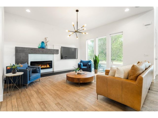 8233 Beekman Pl, Denver, CO 80238