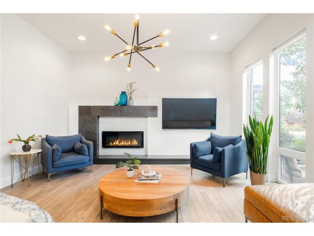8233 Beekman Pl, Denver, CO 80238