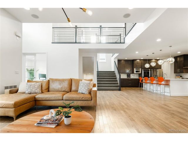 8233 Beekman Pl, Denver, CO 80238