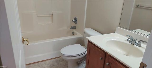 5111 S Links CIR, Suffolk, VA 23435