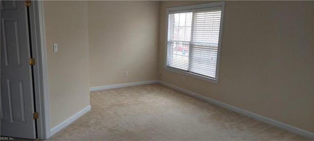 5111 S Links CIR, Suffolk, VA 23435